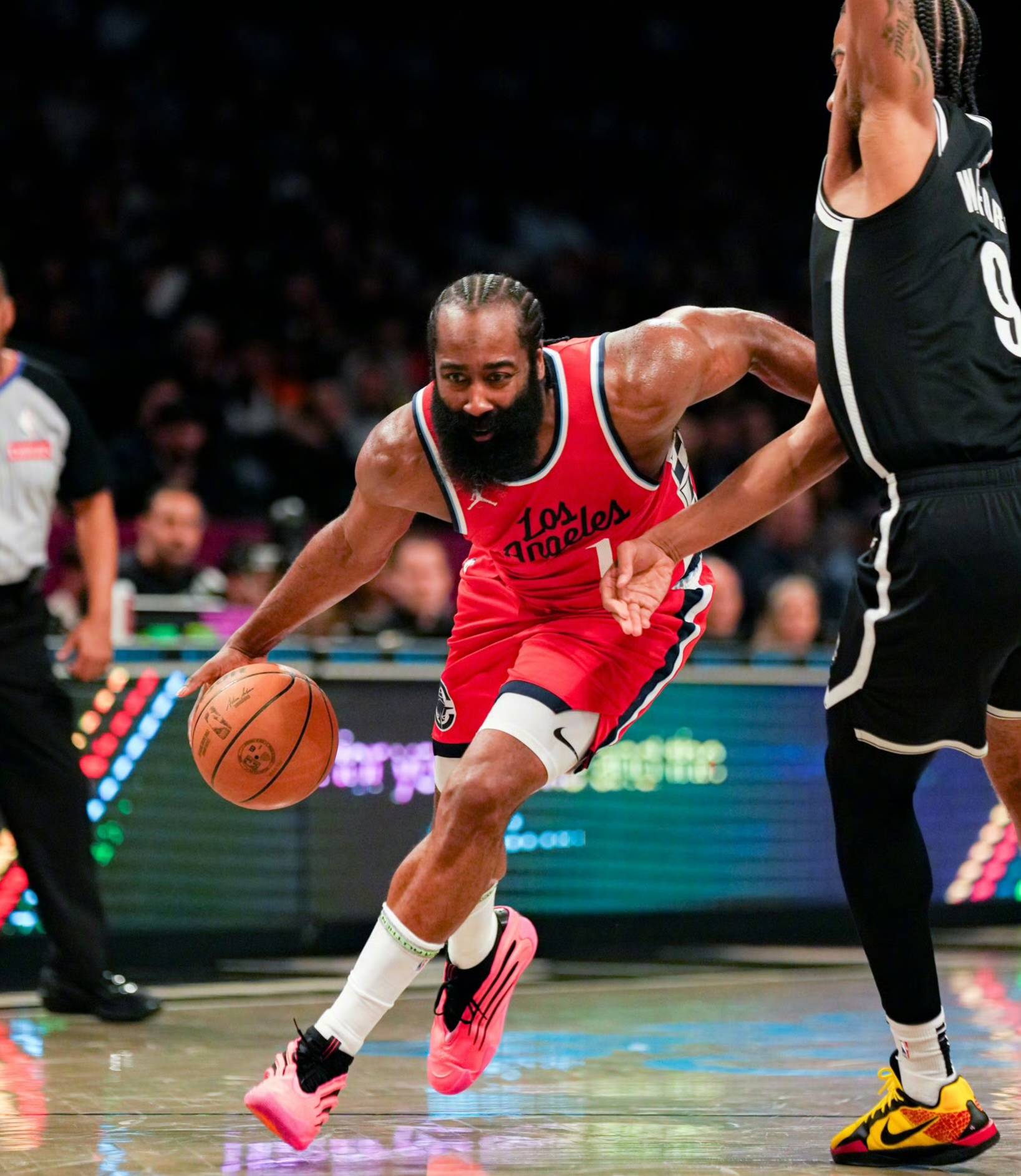 世俱杯改制-快船遭逢篮网反击，乐福再度成全队进攻核心的简单介绍