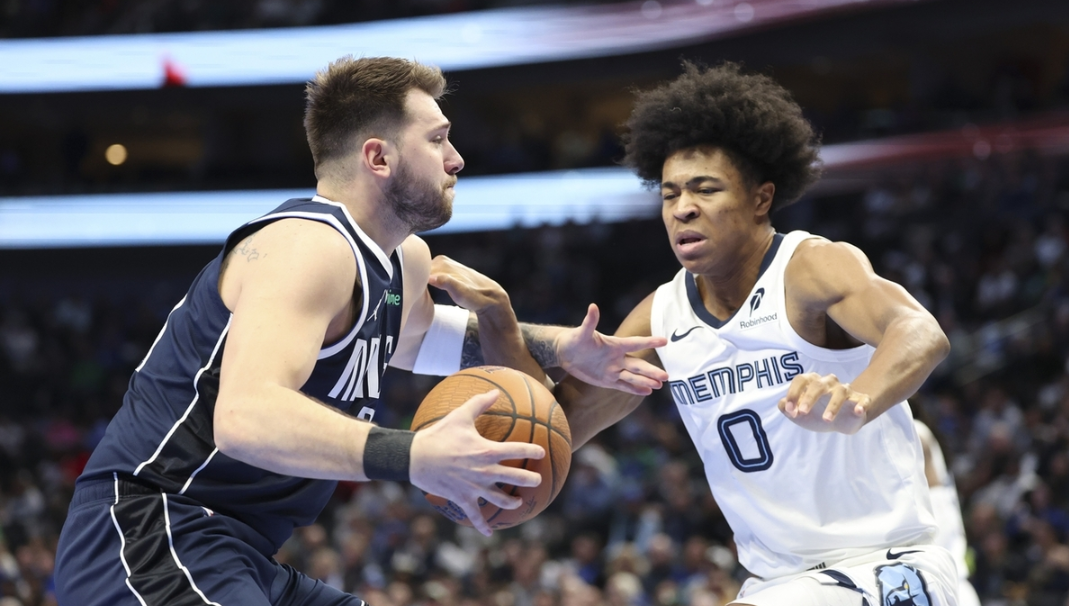 世俱杯冠军-包含灰熊大胜独行侠！球员表现出色，奠定胜利基础的词条