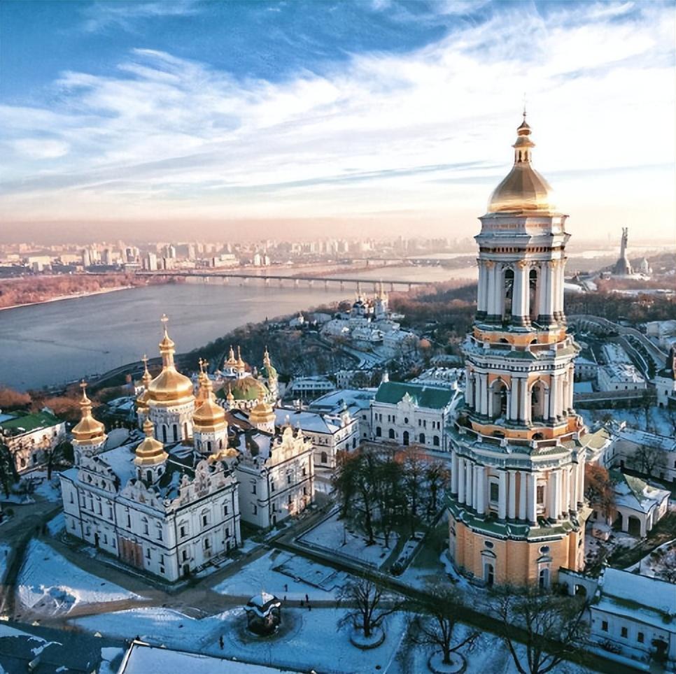 芬兰突破波索邱，妥协罗马尼亚无缘八强的简单介绍