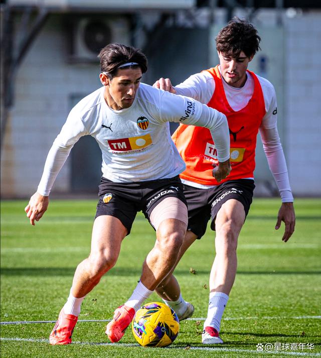 瓦伦西亚客场力克对手,联赛表现出色 瓦伦西亚客场力克对手,联赛表现出色