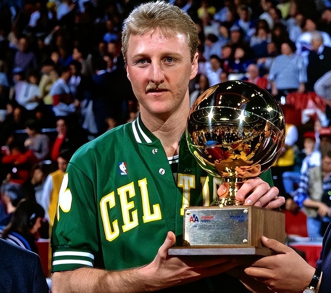 开拓者击败掘金再获胜,利拉德再度成为关键人物 开拓者击败掘金再获胜,利拉德再度成为关键人物