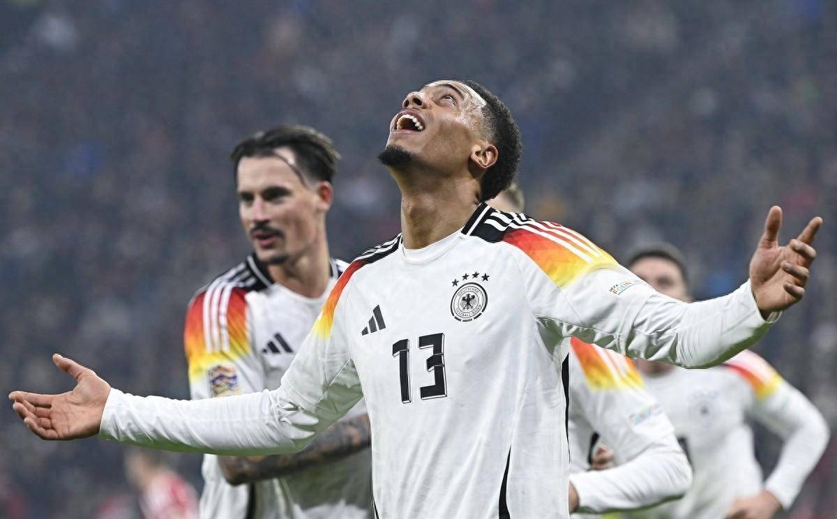 世俱杯-匈牙利与威尔士在欧洲杯预选赛中战平收官的简单介绍