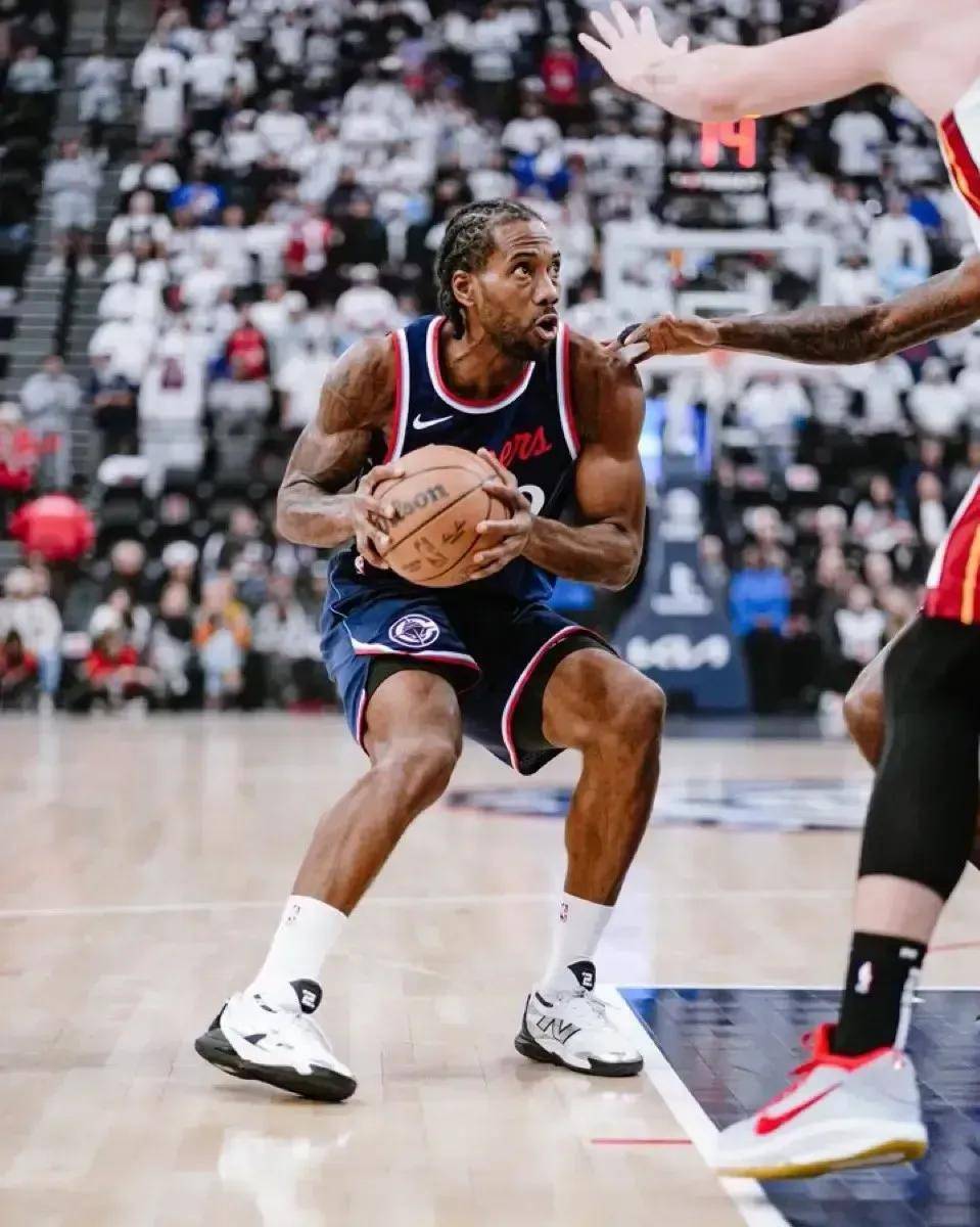 世俱杯-霍尔迪飞越世纪得分榜,引领瞩目集会