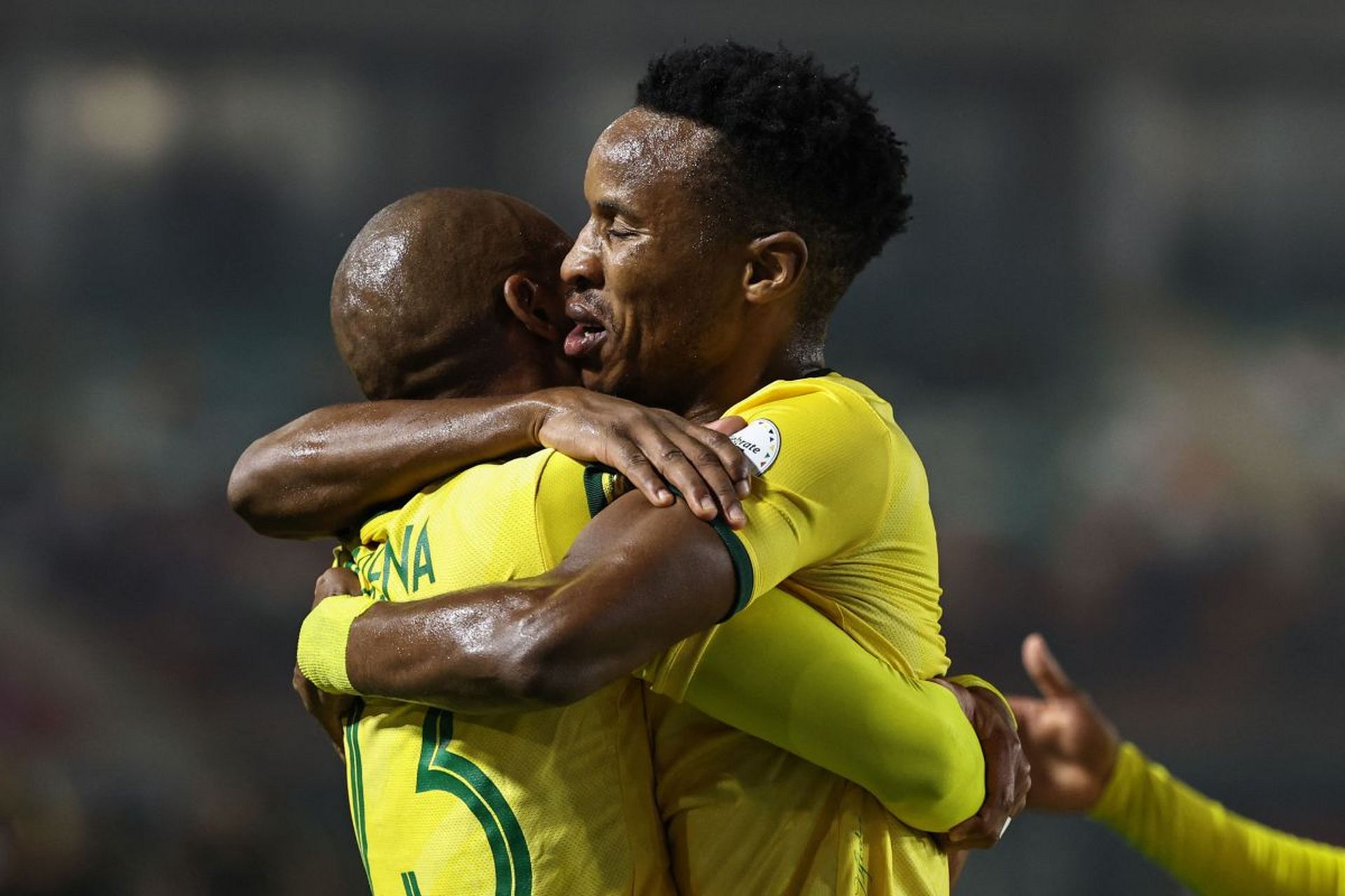 雷恩客场大胜,士气大振 雷恩客场大胜,士气大振