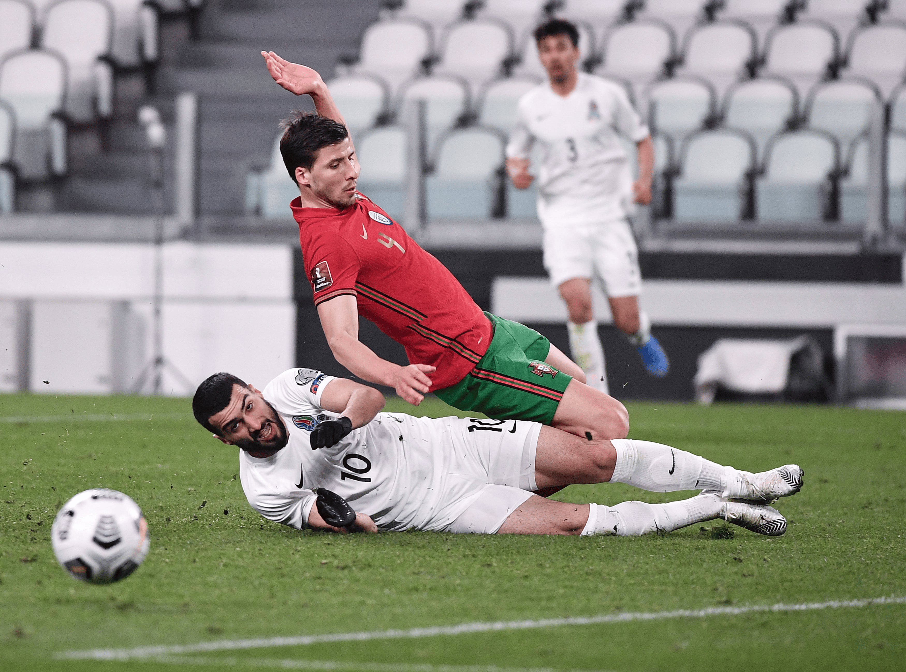 世俱杯冠军-意大利客场战胜阿塞拜疆,晋级强赛的简单介绍