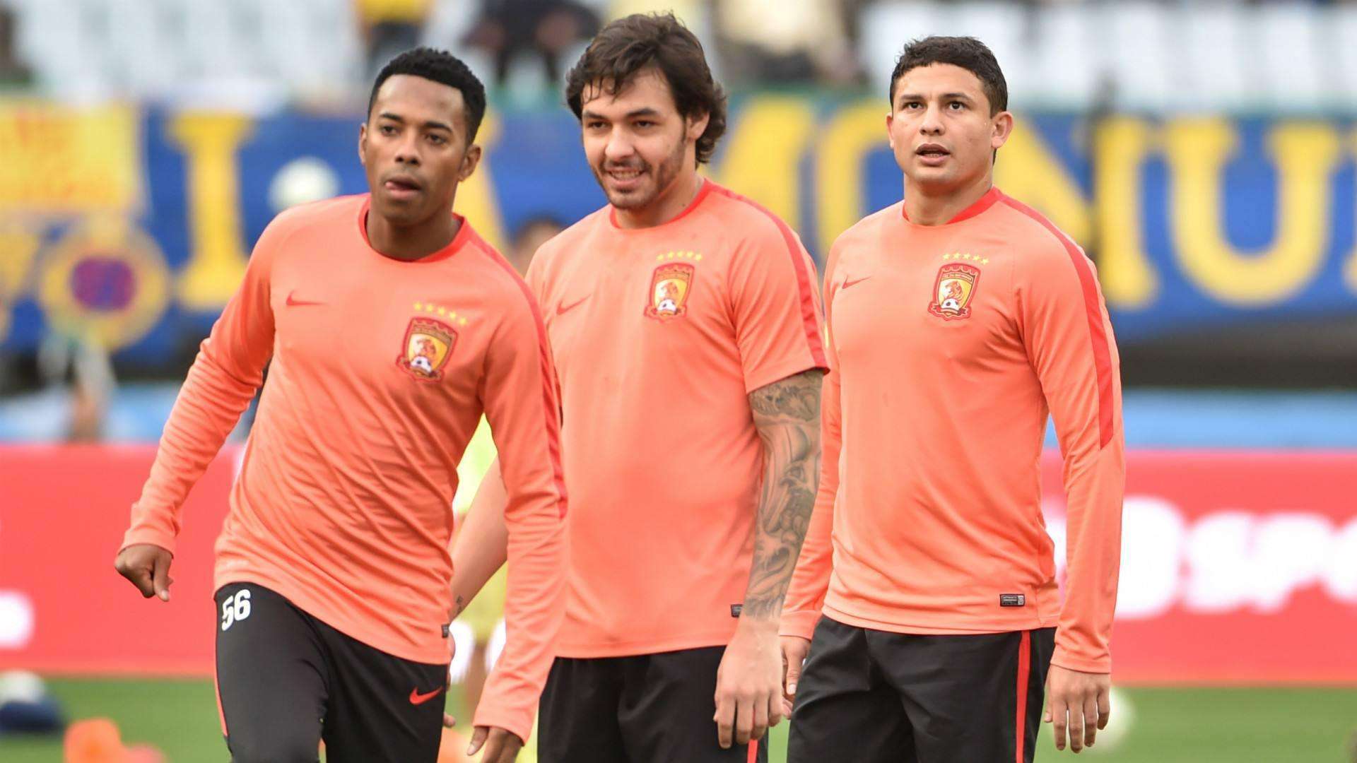 外援表现辉煌为球队带来胜利 外援表现辉煌为球队带来胜利