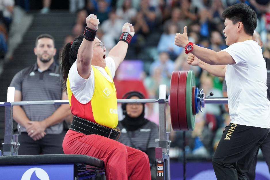 关于俄罗斯运动员在举重比赛中获得铜牌的信息 关于俄罗斯运动员在举重比赛中获得铜牌的信息