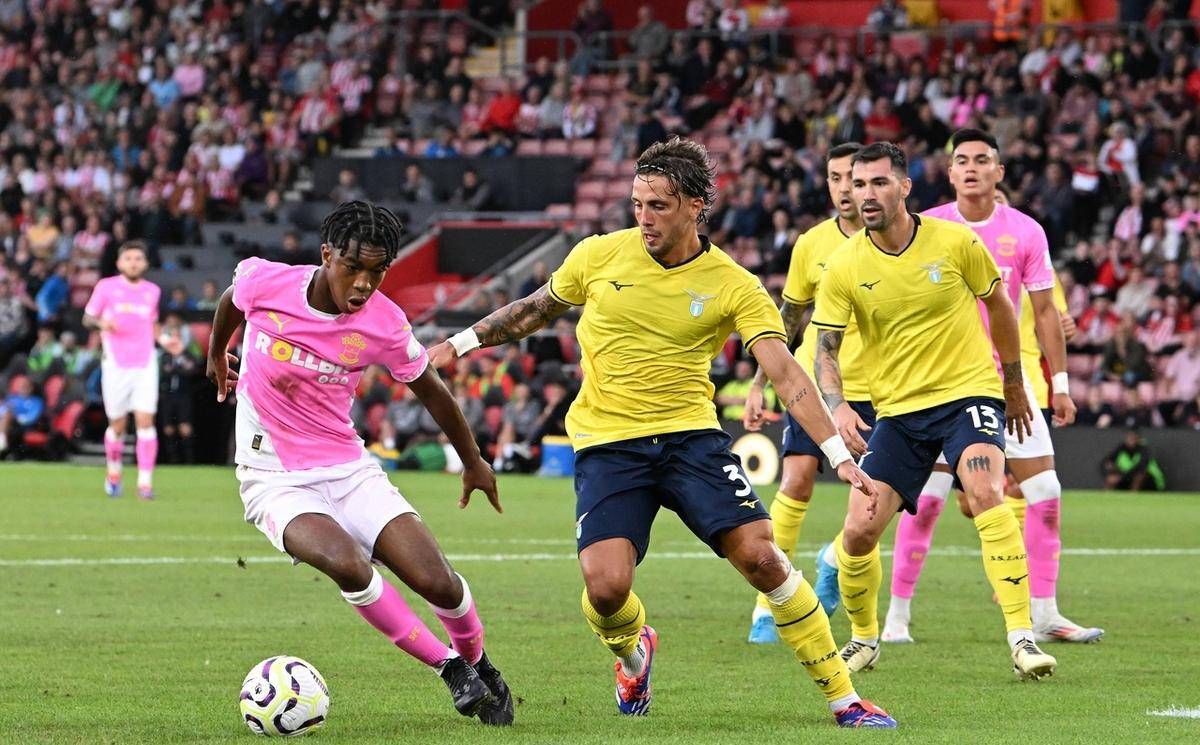 尤文主场绝杀维罗纳,豪取三分 尤文主场绝杀维罗纳,豪取三分