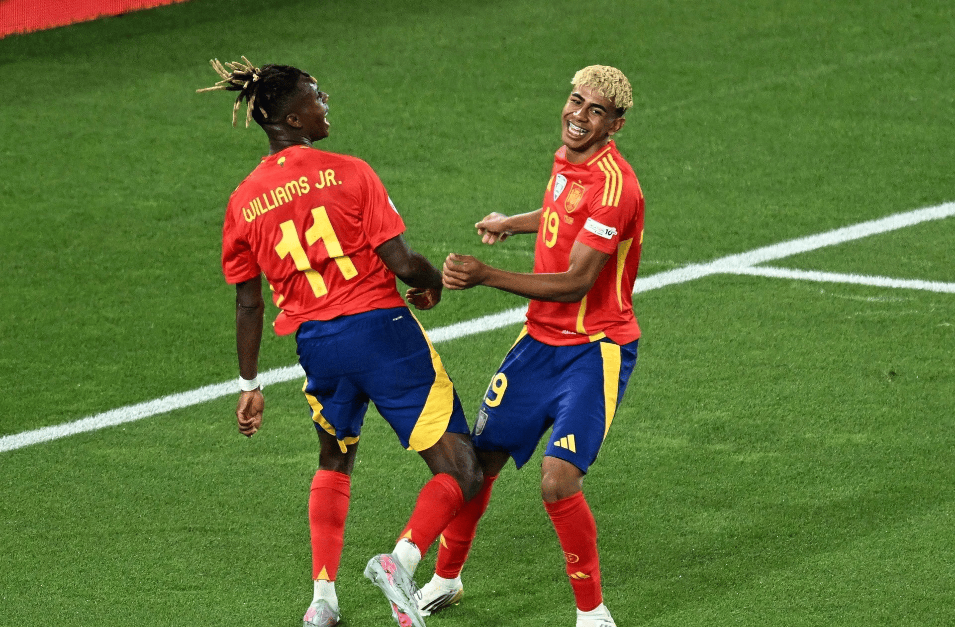 包含洪都拉斯击败波拉那,晋级欧国联半决赛的词条 包含洪都拉斯击败波拉那,晋级欧国联半决赛的词条