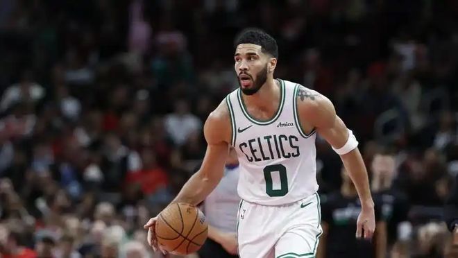 凯尔特人轻取灰熊,塔图姆大放异彩 凯尔特人轻取灰熊,塔图姆大放异彩