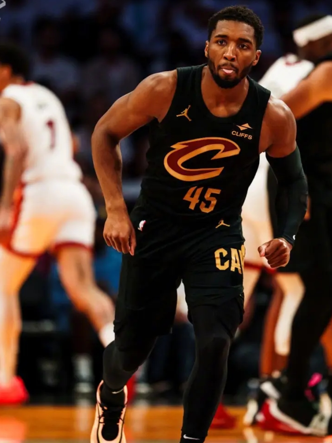 世俱杯决赛-热火惨败开拓者队大获全胜